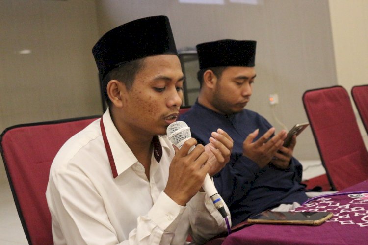 Buka Puasa Bersama Santri Pesantren Tahfizh Takhassus Daarul Quran Tegal