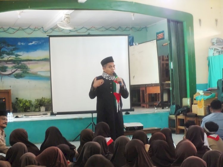 Aksi Mobile Qur'an Kunjungi SDN 1 Cicurug Sukabumi