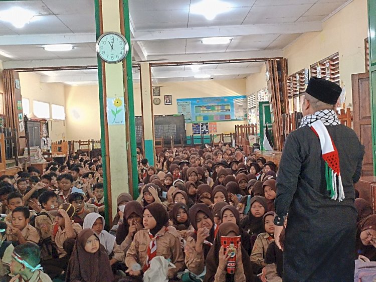 Aksi Mobile Qur'an Kunjungi SDN 1 Cicurug Sukabumi