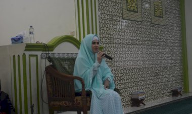 PPPA Daqu Banten bersama bunda Astri Ivo Bekali ibu-ibu Muslimah Kajian Parenting Islami