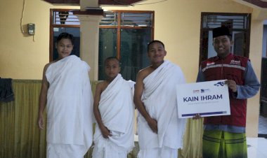 Kain Ihram untuk Santri Takhassus Brebes