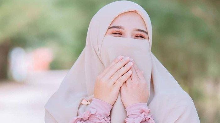 Menjadi Istri Shalehah Yang Dirindukan Surga