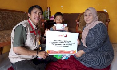 Fadillah, Penyintas Kelainan Usus Bahagia Dapat Bantuan dari PPPA Daarul Quran Bogor