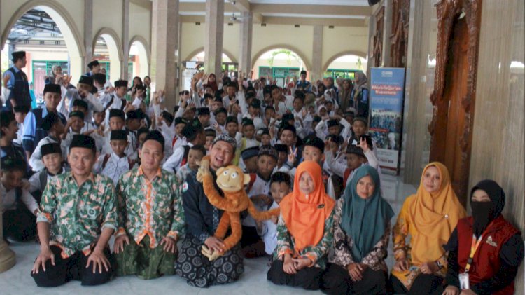 Roadshow Mobile Qur’an PPPA Daarul Qur'an Jawa Tengah di Kabupaten Kendal, Membangun Cinta Al-Qur’an Sejak Dini