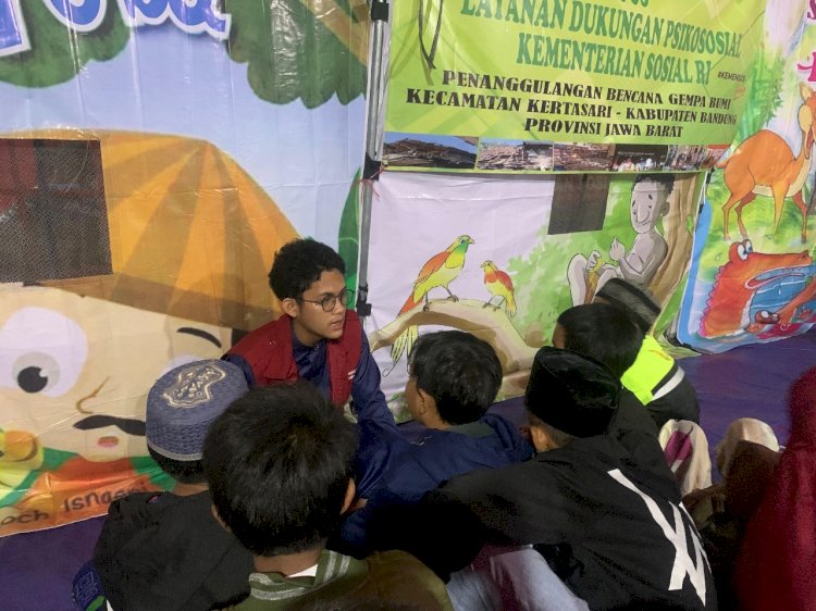 Maghrib Mengaji Jadi Pelipur Lara Anak-anak Penyintas Gempa Kabupaten Bandung