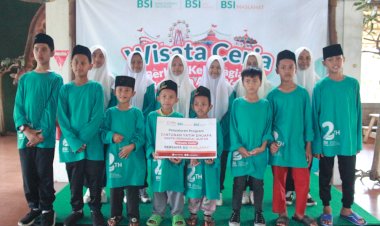 Sinergi PPPA Daarul Qur'an dan BSI Maslahat Bahagiakan Santri Yatim Dhuafa