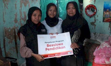 Keterbatasan Tak Membuat Ibu Kuntari Berhenti Menyekolahkan Anaknya Hingga Kuliah