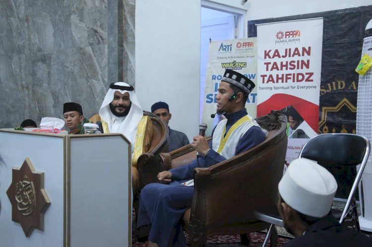 Roadshow Imam dan Wisuda Akbar di Bandung Bersama Syeikh Ausy