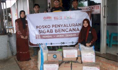 Penyaluran Paket Logistik dan Membersihkan Rumah Penyintas Banjir Kabupaten Kendal
