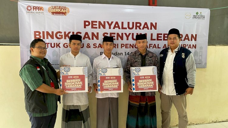PPPA Daarul Quran Bogor Berbagi Senyum Lebaran kepada Santri dan Guru Ngaji di Cinagara