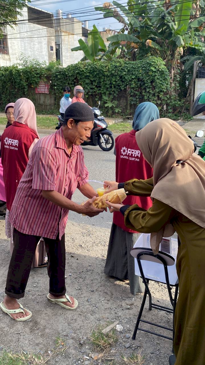 Borong Berkah Ramadan, Berkah untuk Pedagang dan Masyarakat Sekitar