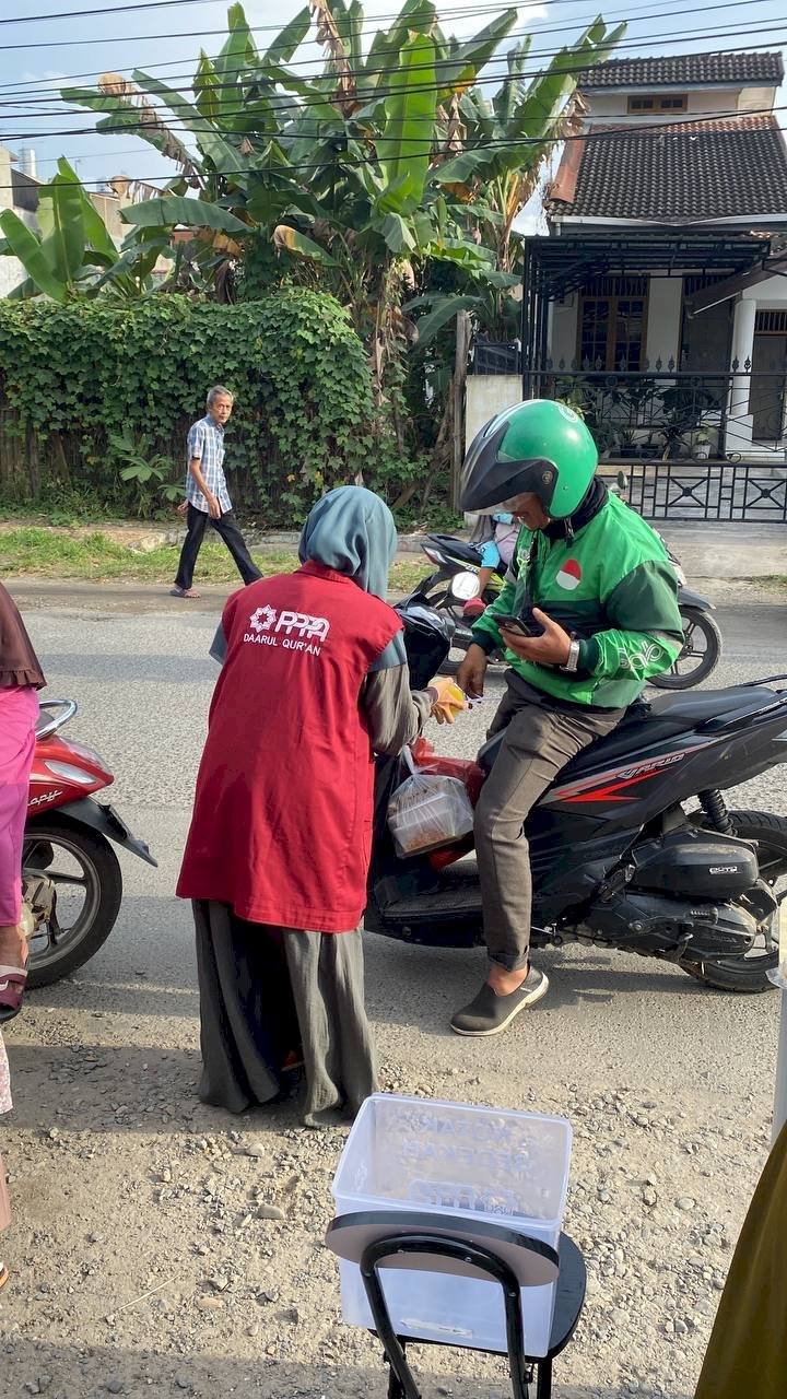 Borong Berkah Ramadan, Berkah untuk Pedagang dan Masyarakat Sekitar