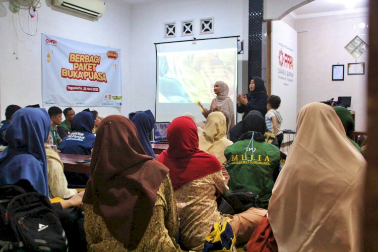 Sevina Alfi bersama Tuli Mengaji Yogyakarta