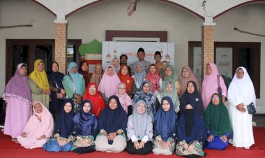 Halal Bi Halal Santri Lansia PPPA Daarul Qur'an Jateng