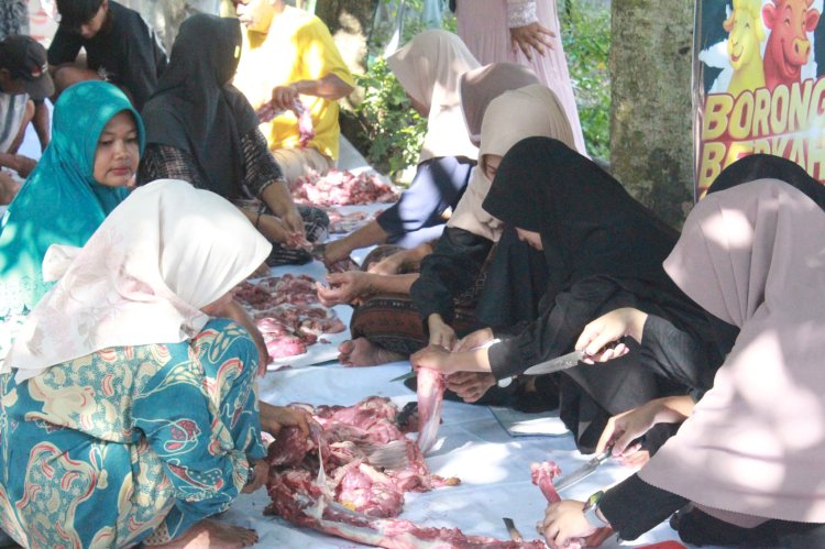 Qurban Amanah Donatur Hadirkan Kebahagiaan di Pelosok Jateng