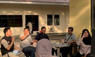 Serunya Belajar Bahasa Isyarat Bareng Teman-Teman Pusdis Unhas