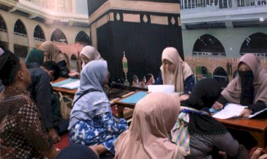 Santri LPQ Daqu Generation Terima Hasil Studi Semester Genap TA 2024/2025