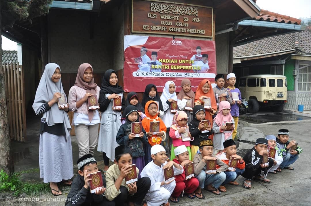 PPPA Daarul Qur'an Surabaya Ajak Anak-anak di Kampung Qurâ€™an Bromo Menghafal Qur'an