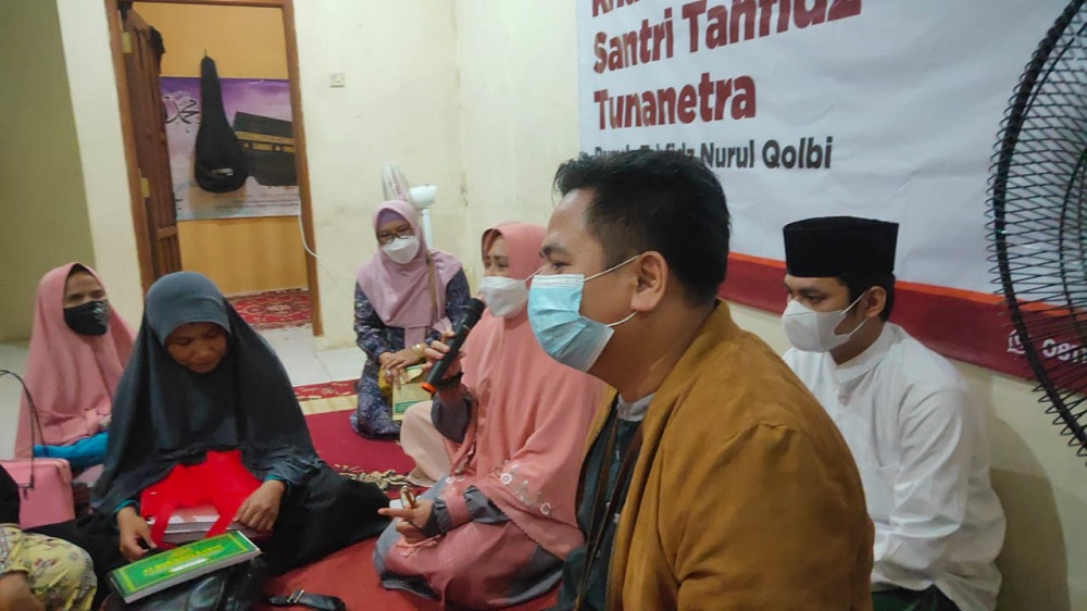 Khataman Qurâ€™an Santri Tunanetra Bersama Ustadz Maulana