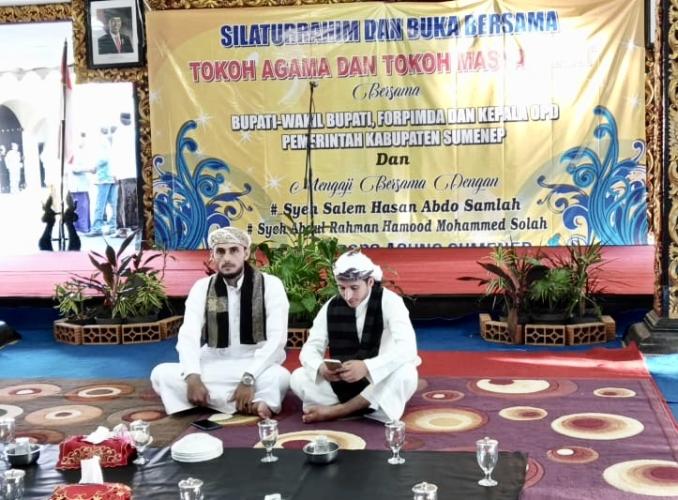 Antusias Warga Madura Sambut Syeikh Daarul Quran