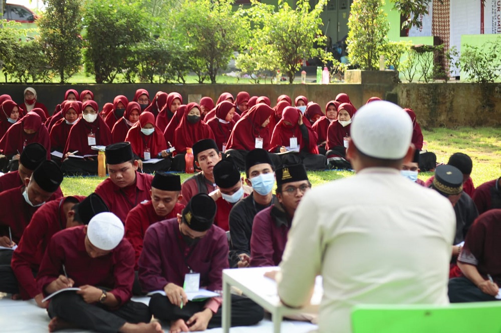 Bekal untuk Para Calon Santri