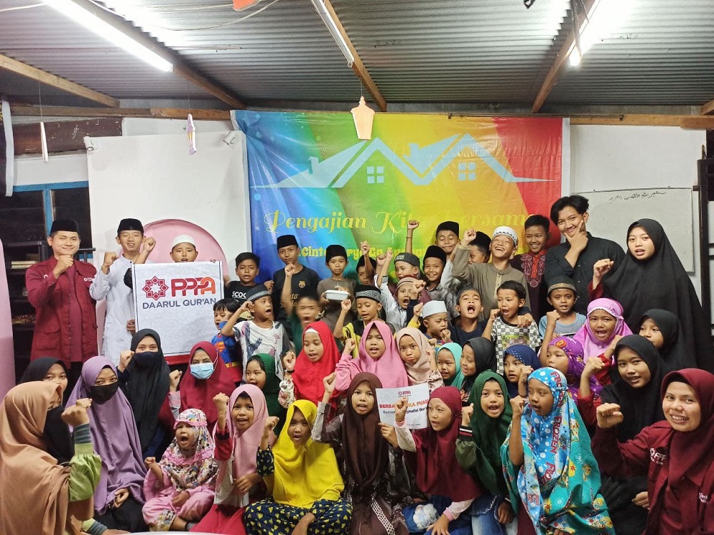 Berbagi Buka Puasa Bersama Anak-anak Pengajian Kita Bersama