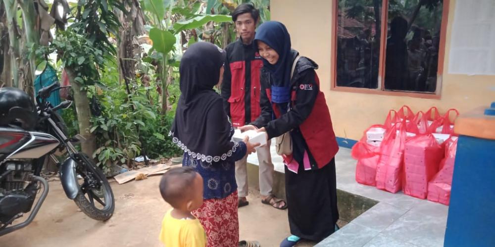 Antara Sampah dan Kolak Pisang