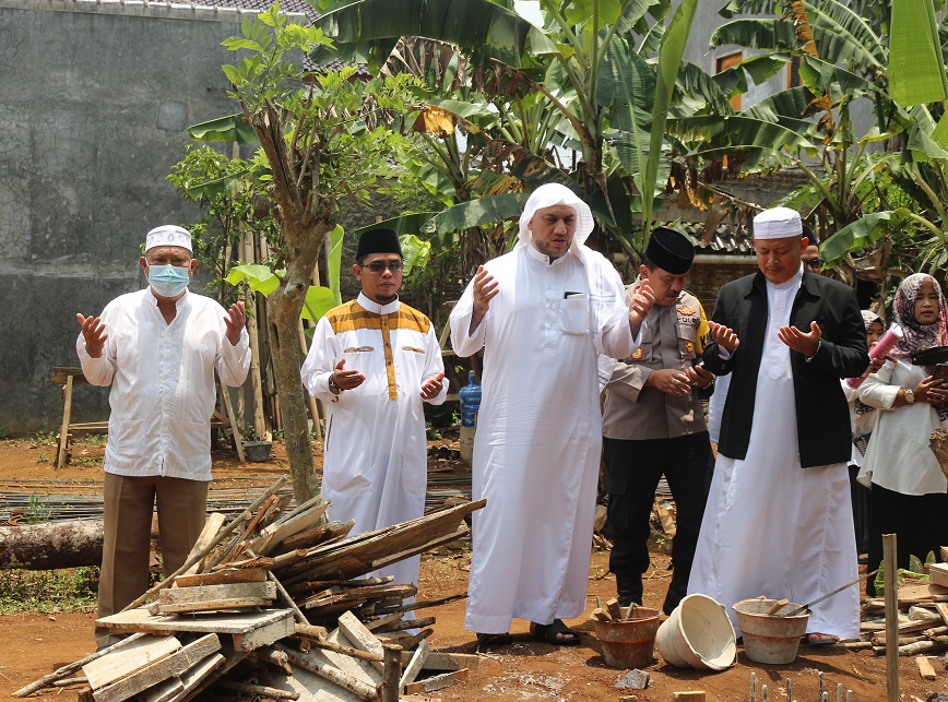 Syekh Hussein Jabber Resmikan Rumah Tahfidz Ar-Rasyid Kuningan