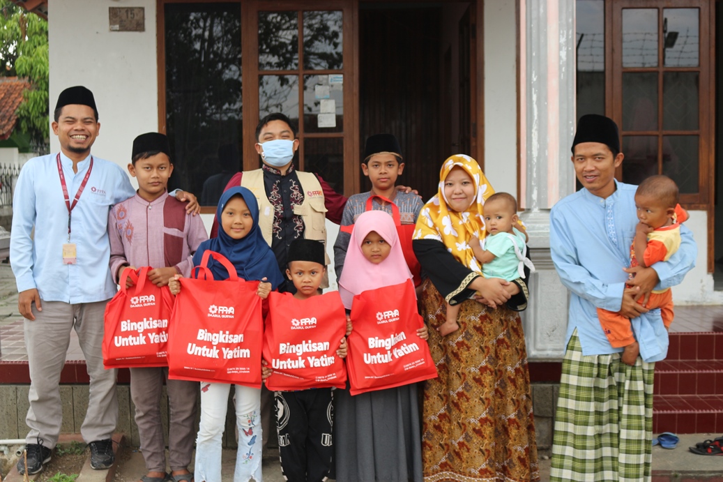 Spesial Muharram, Bingkisan Untuk Yatim