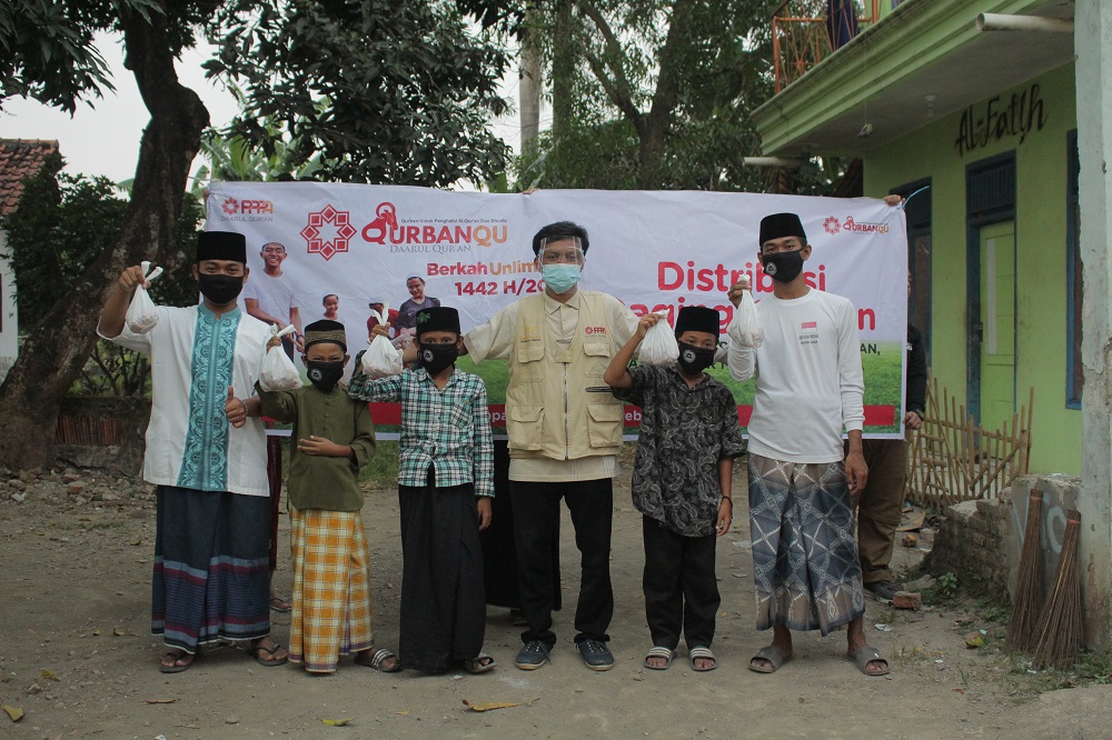 Bahagianya Santri Rumah Tahfidz Menerima Daging Qurban