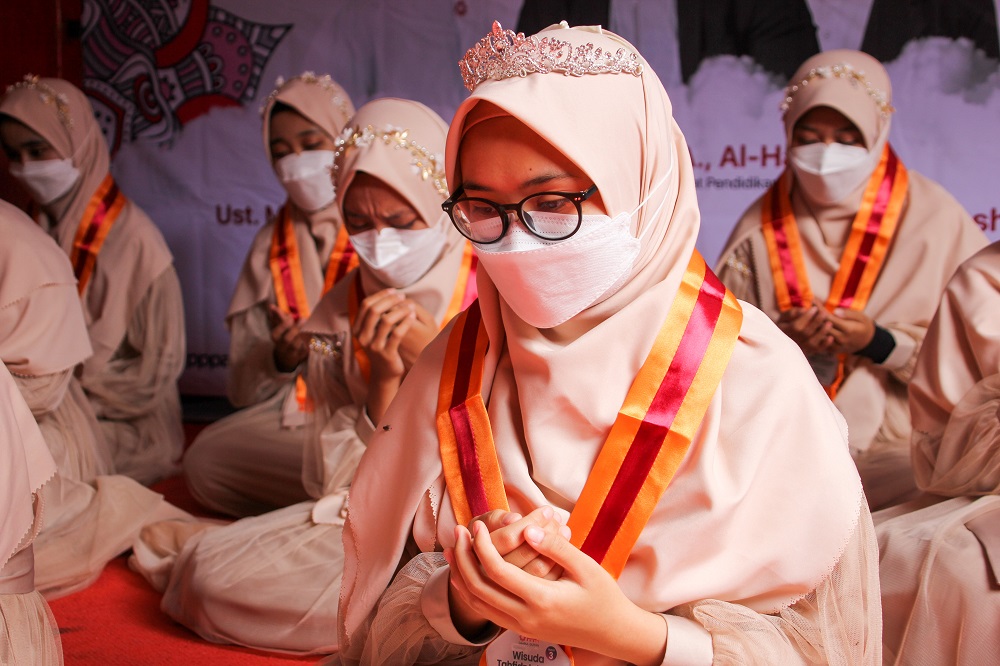 Tasyakuran dan Wisuda Tahfidz Intensif Batch 3 yang Berlangsung Haru