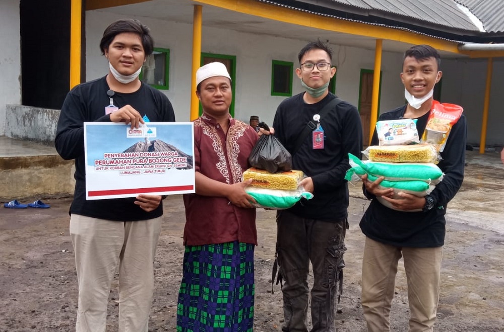 Bersama Generasi Muda Al-Furqon Salurkan Bantuan untuk Korban Terdampak Erupsi Gunung Semeru