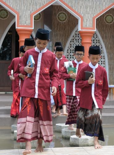 Pendaftaran Beasiswa Santri Pesantren Takhassus Dibuka