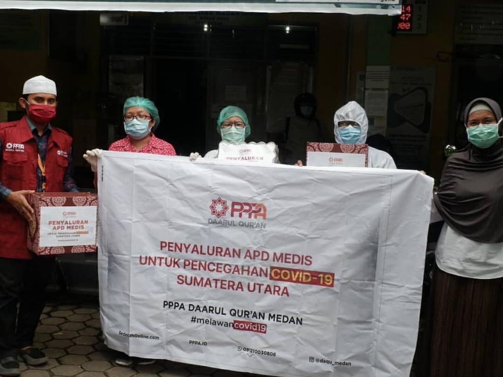 Penyaluran APD dan Multivitamin untuk Tenaga Medis di Jawa Barat, Sumatera Utara, dan Banten