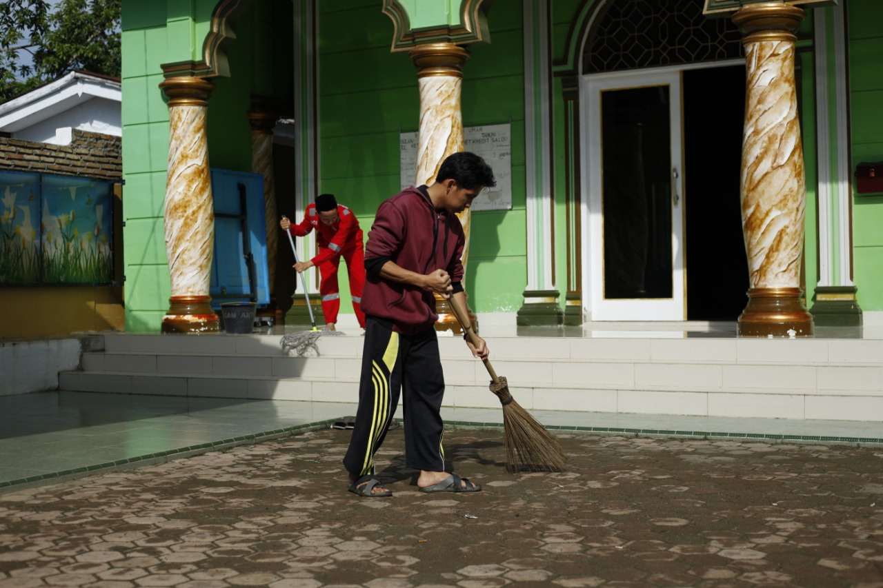 Kala Santri Berperan Merawat Lingkungan