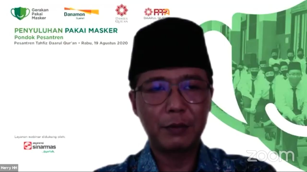 Peran Danamon Syariah Dalam Mencegah Covid-19, Lahirkan Healthy Banking Hingga Ingatkan Santri Pakai Masker dan Rajin Menabung