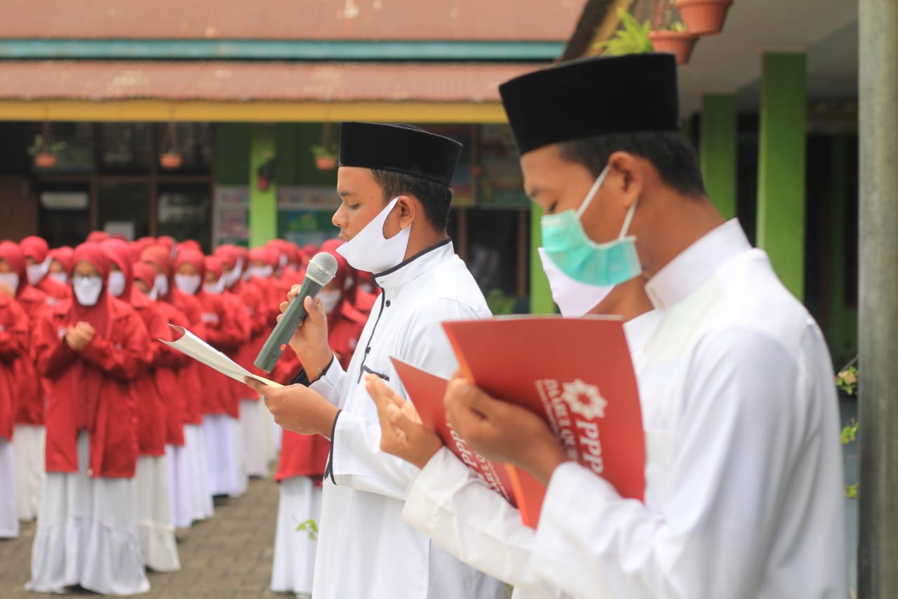 Perayaan Miladke-14 PPPA Daarul Qurâ€™an Medan Bersama Santri