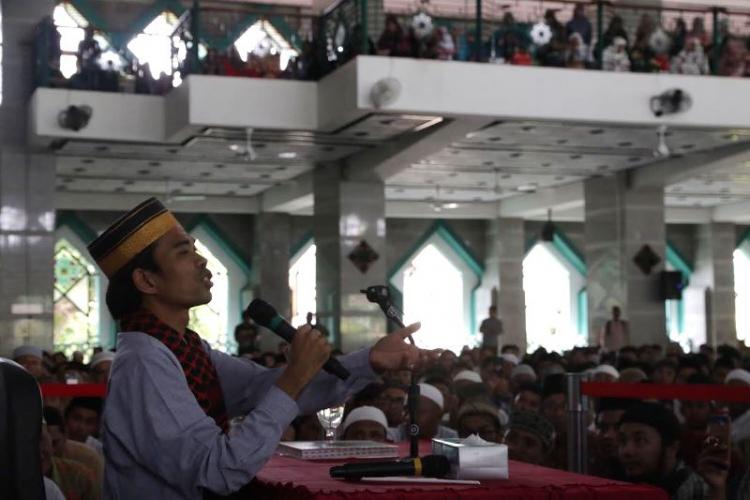 Ustadz Abdul Somad : Wakaf Produktif Memajukan Umat