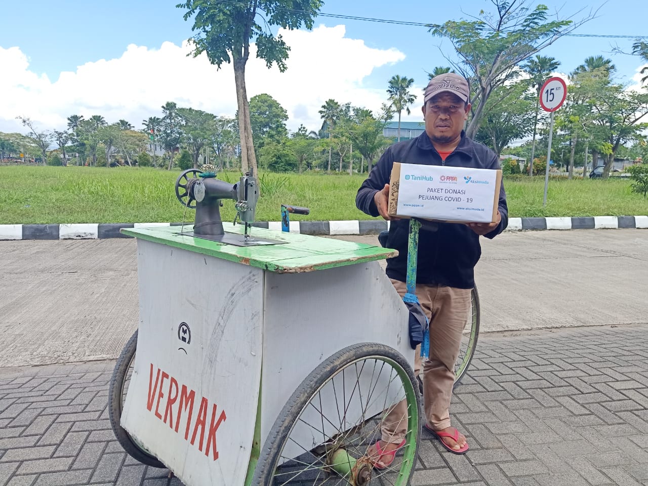 Pejahit Keliling Ini Pasrah Hadapi Krisis Corona