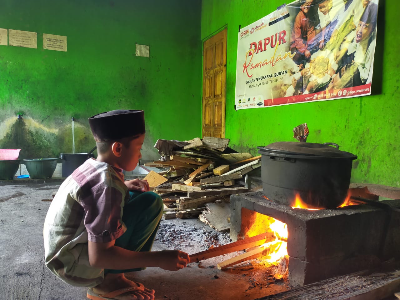 Dapur Ramadan, Upaya Memuliakan Santri di Bulan Suci Ramadan