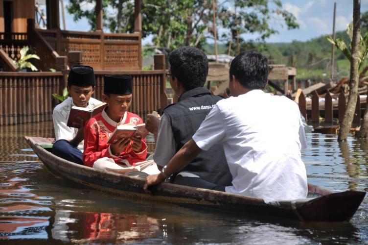 Terobos Banjir Demi Menghafal Qur'an