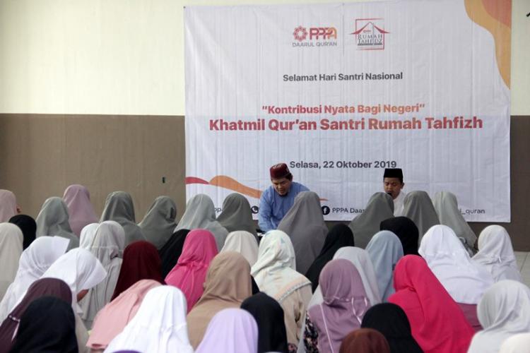 Sambut Hari Santri, Ribuan Rumah Tahfidz Gelar Khataman Qur'an