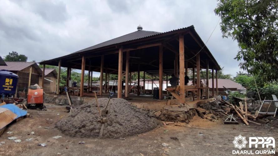 Masjid Impian Warga Lombok Hampir Rampung