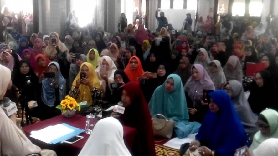 Gadis Ini Lafazkan Syahadat Saat Kajian Muslimah Daqu