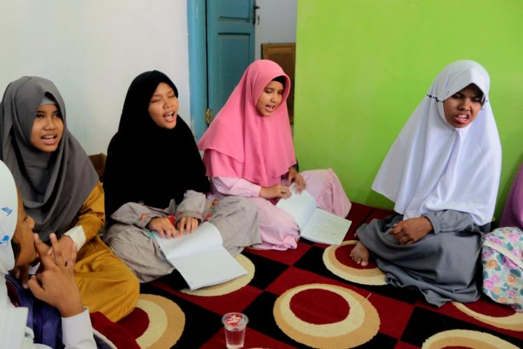 Motivasi Menghafal Qur'an Para Santri Tunanetra