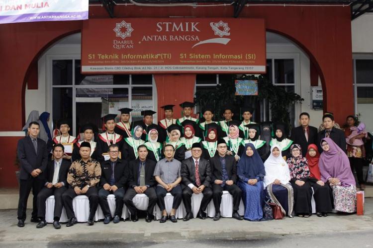 STMIK Antar Bangsa Gelar Wisuda Angkatan VI