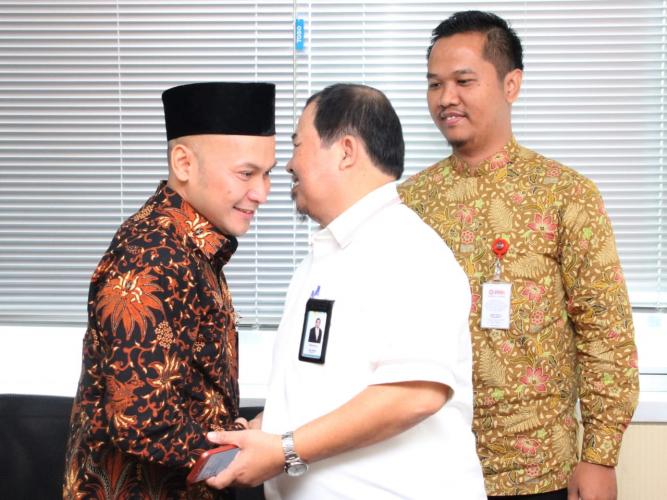 MoU Pengelolaan Zakat YBM PLN di Kampung Qur'an Rukem